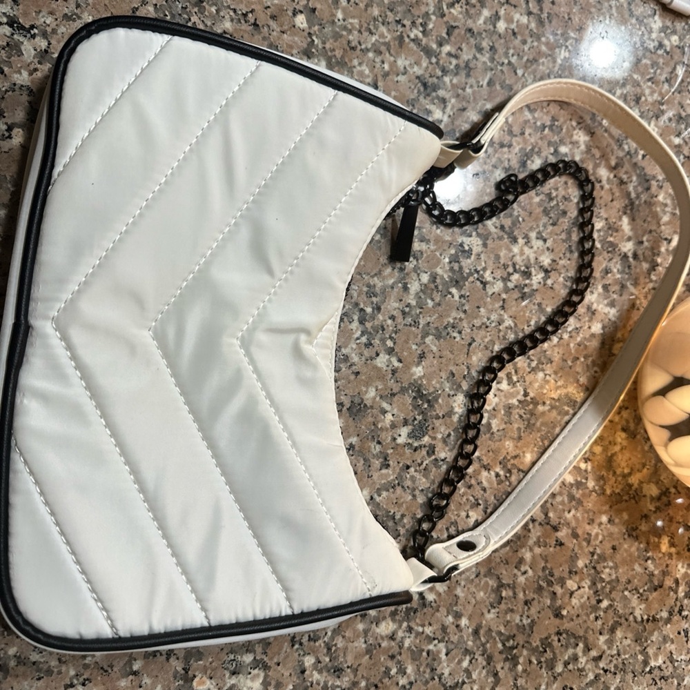 Steve Madden White Quilted Women's Bag - Picture 5 of 7